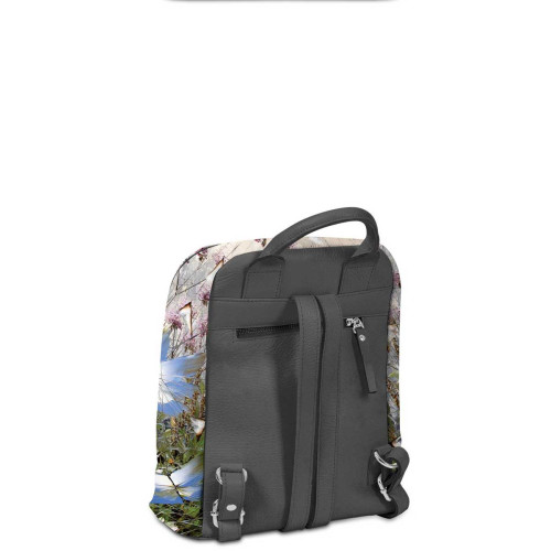 Рюкзак BK22 «Бабочки над цветами и травами»